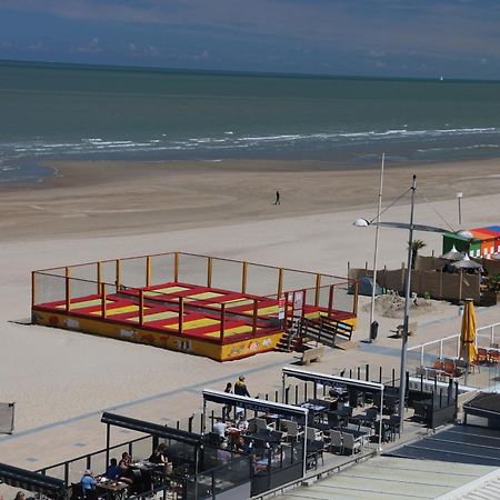 Grande Chambre Dans Loft A Deux Pas De La Plage Dunkirk Exterior photo